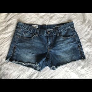Gap 1969 Denim Cutoff Oceanside Shorts Size 4  27